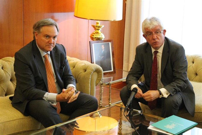 Información UNIVERSIDAD DE LEÓN (30 Junio 2015) Convenio Cátedra ULE Telefónica 