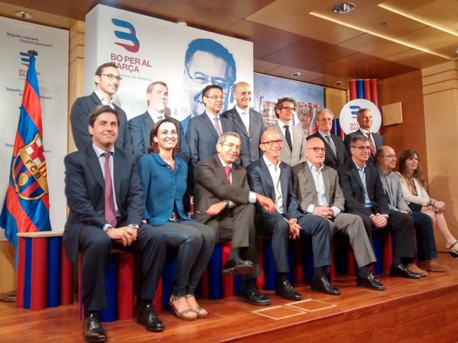 Josep Maria Bartomeu con su equipo electoral 