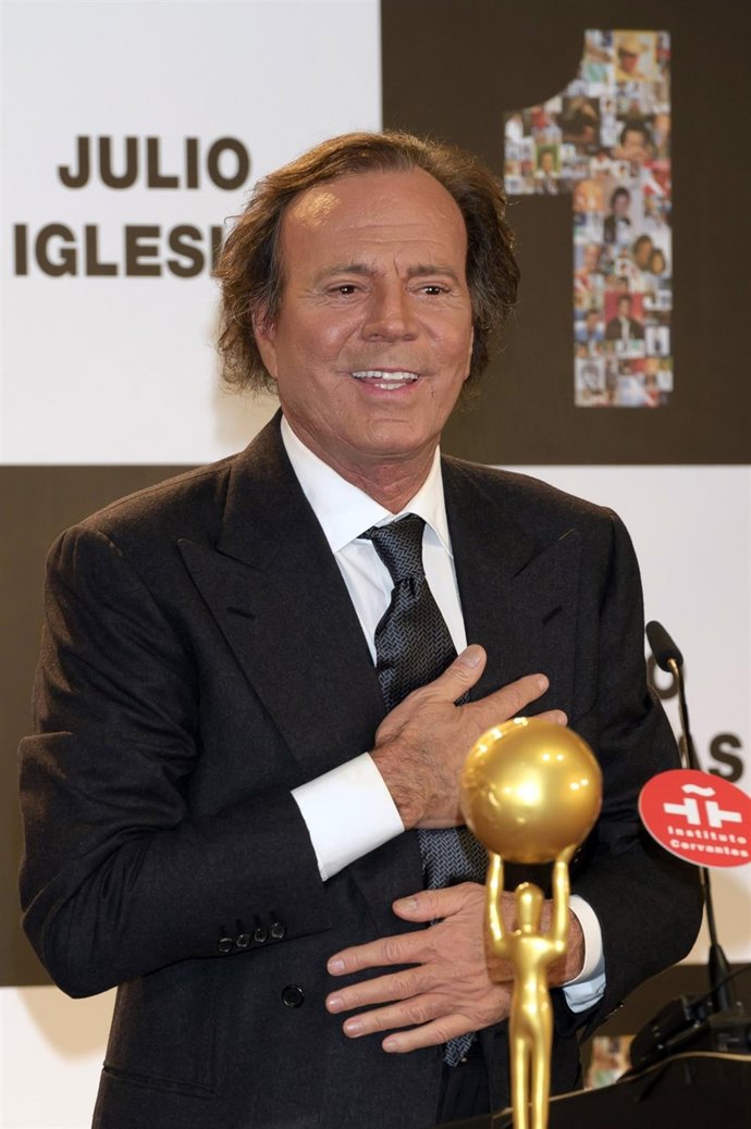 Julio Iglesias, ingresado en Nueva York
