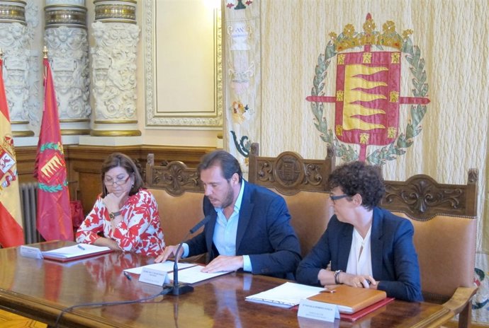 Presentación del programa 'Compartiendo en verano'