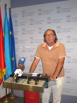 Mario Suárez Fueyo. 