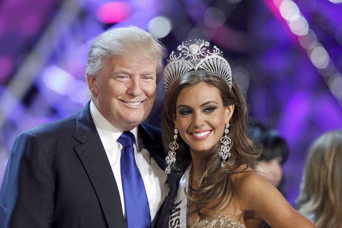 Donald Trump con Miss Connecticut