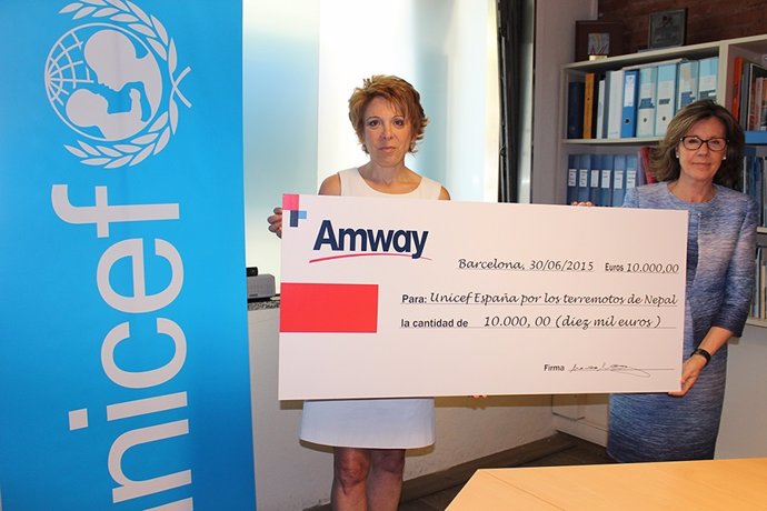 Donación 10.000 euros de Amway Iberia a UNICEF