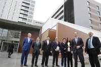 Diego dice a PRC y PSOE que pueden mirar el contrato de Valdecilla "por donde quieran" porque está validado