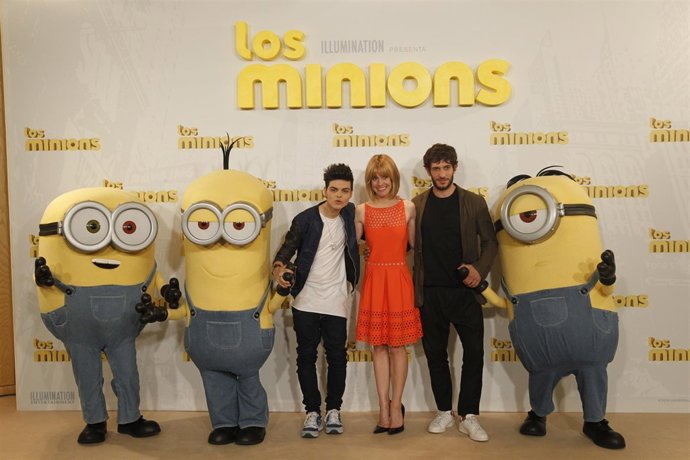 Abraham Mateo, alexandra Jiménez y Quim Gutiérrez en Los Minions