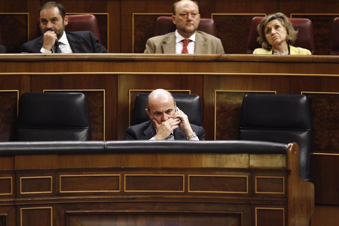 Luis de Guindos en el Congreso