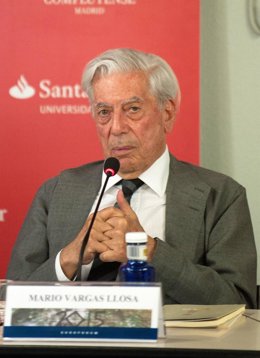 Mario Vargas Llosa conferencia en la UCM