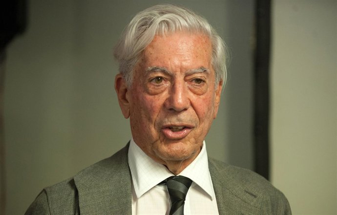 Mario  Vargas Llosa no habla de su vida privada