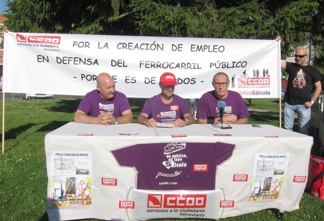 Rueda de prensa de CCOO en los jardines de la Estación Campo Grande