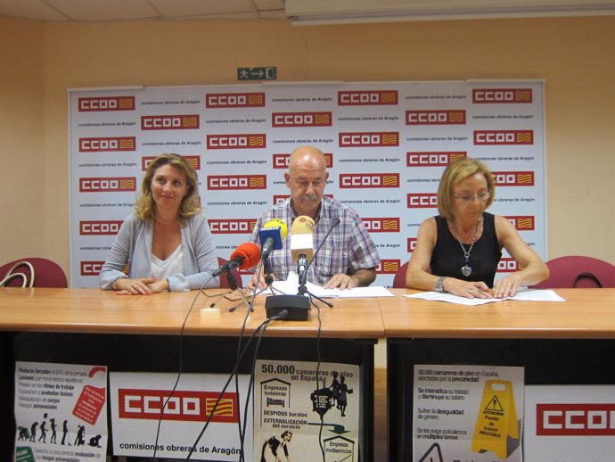 Ruda acompañado por responsables de Federación de Serviicios de CCOO en Aragón.