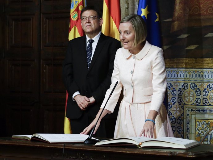 La consellera María José Salvador, en la toma de posesión.