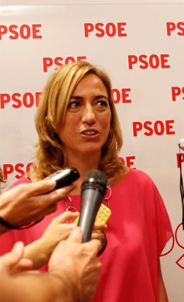 La secretaria de Relaciones Internacionales del PSOE, Carme Chacón, en Ferraz