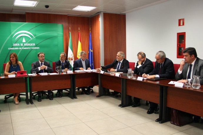 Reunión entre la Consejeria de Fomento y Vivienda y las entidades financieras