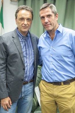 José Ortiz (PSOE) con Juan Carlos Maldonado (Ciudadanos)