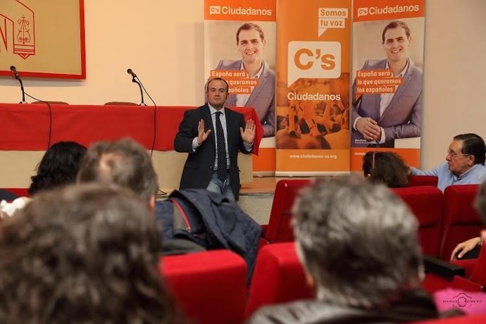 El coordinador provincial de Ciudadanos en Huelva, Julio Díaz.