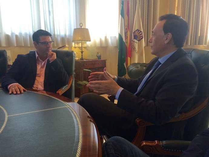 García y Gómez Villamandos durante la reunión