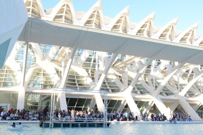 'Un Lago De Conciertos', Organizado Por Berklee Y Ciudad Artes Y Ciencias.