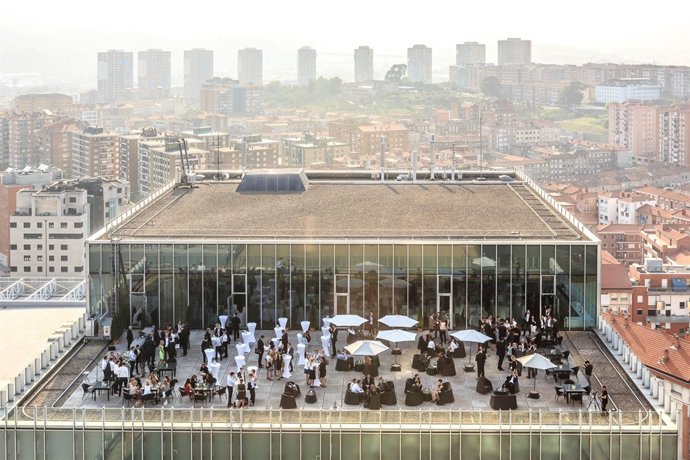 Terraza torre restaurante BEC