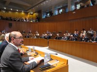 Las siete formaciones políticas de las Cortes protagonizan la sesión plenaria de investidura de este viernes