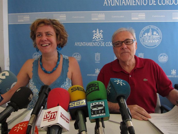 Alba Doblas y Emilio Aumente en la rueda de prensa