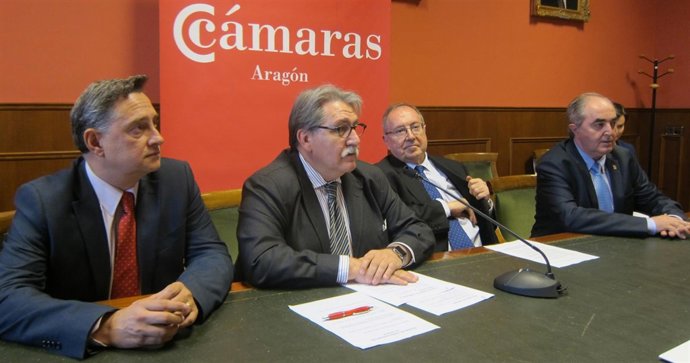 Representantes de las Cámaras de Comercio e Industria de Aragón y de España.