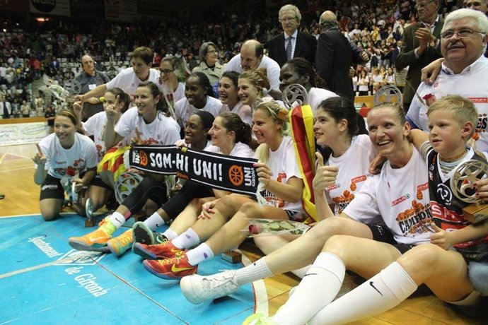 Spar Uni Girona, campeón de la Liga femenina de baloncesto 2015