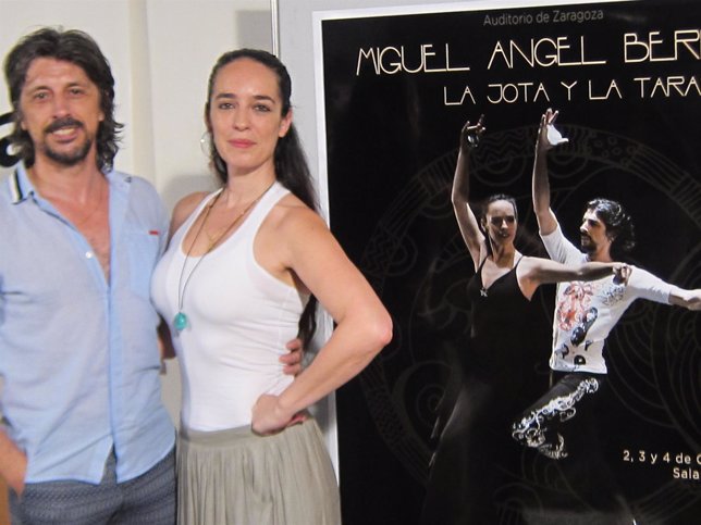 El coreógrafo Miguel Ángel Berna y la bailarina, Manuela Adamo