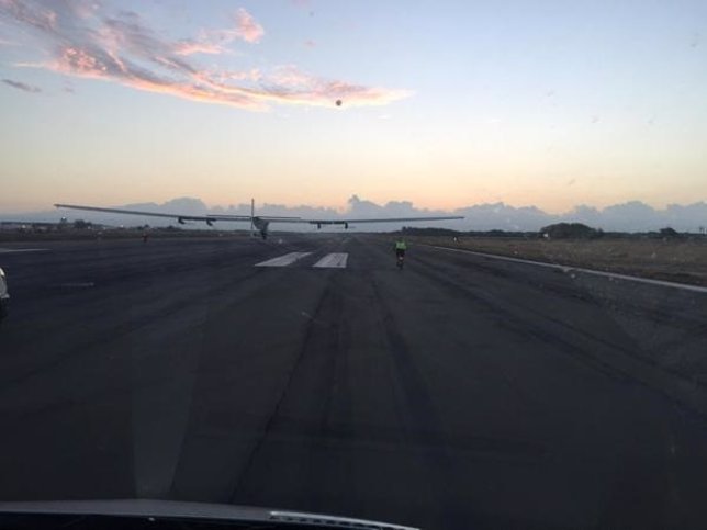 Solar Impulse 2 aterriza en Hawaii
