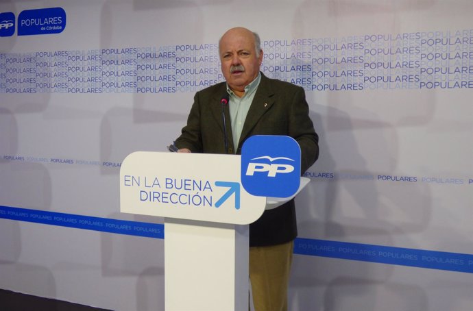 Jesús Aguirre en una comparecencia en la sede del PP de Córdoba