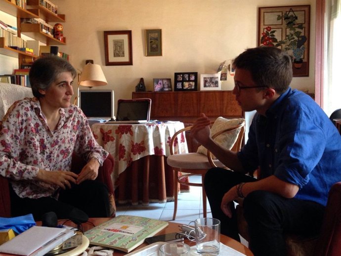 Reunión de Teresa Forcades e Iñigo Errejón en Barcelona
