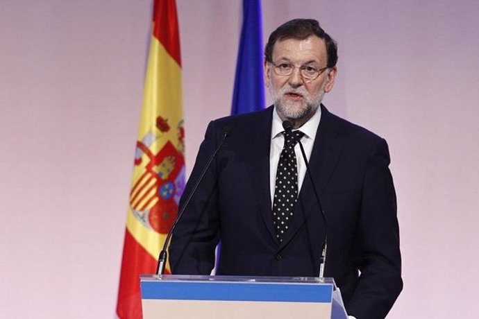 Rajoy ve más cerca el objetivo del millón de empleos