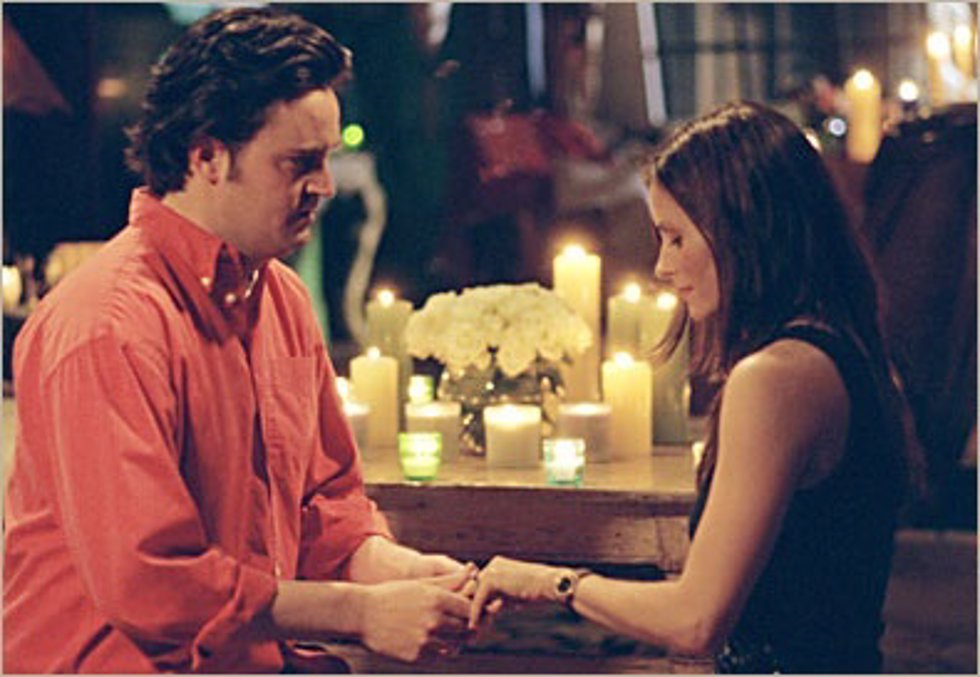 Escena Friends Chandler le pide matrimonio a Mónica