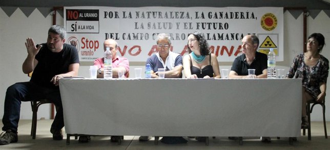 Asamblea ciudadana convocada por la plataforma Stop Uranio