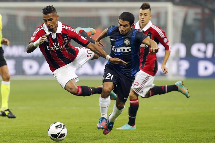 Kevin Price Boateng y Gargano en un Milan - Inter