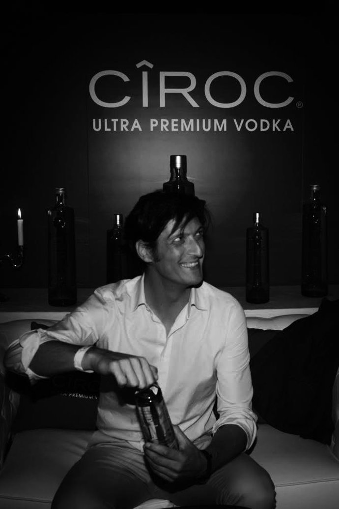 Así se divierte Luis Medina