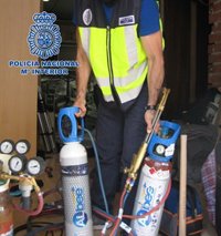 Detenidos tres jóvenes que se hacían pasar por técnicos para robar en empresas