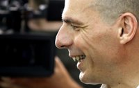 Varoufakis reitera que presentará su dimisión si los griegos votan 'sí' por mayoría