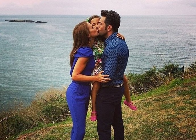 Paula Echevarría David Bustamante no hijo hermano Daniella 