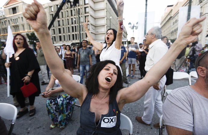 Celebración del 'no' en el referéndum de Grecia