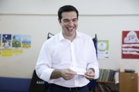 Tsipras reivindica la victoria de la democracia contra el "chantaje"