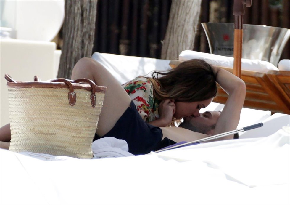 Jordi Alba y su novia en Ibiza