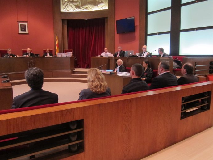Juicio a Xavier Crespo, Josep Valls, Pilar Gimeno, Joan Perarnau y Andrei Petrov