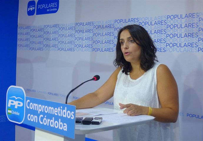 Beatriz Jurado en la sede del PP de Córdoba