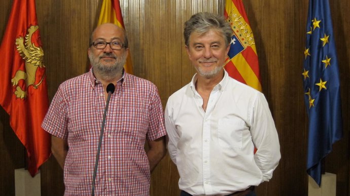 El alcalde de Pastriz, Miguel Ángel Guiu, y el de Zaragoza, Pedro Santisteve
