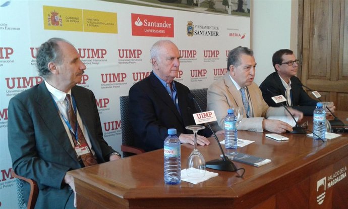 Rueda de prensa de la Escuela de Nutrición