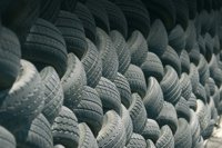 Un millón de neumáticos recogidos por Signus se convierten en parques y carreteras