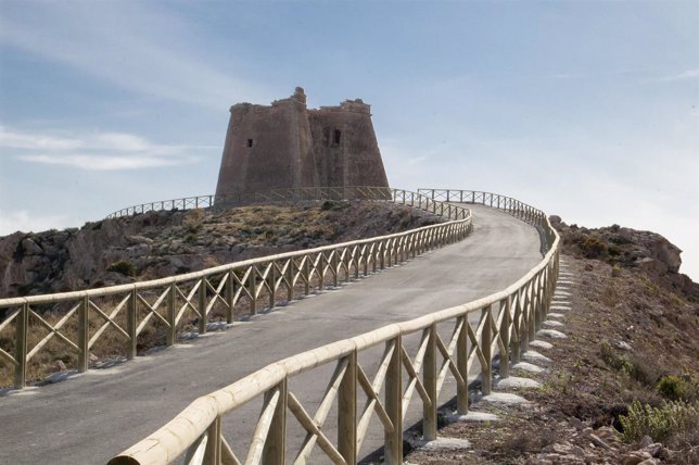 Torre en paraje natural de Mesa Roldán, que acogerá escenas de Juego de Tronos