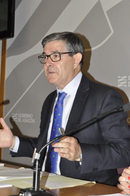 El consejero de Presidencia del Gobierno de Aragón, Vicente Guillén.