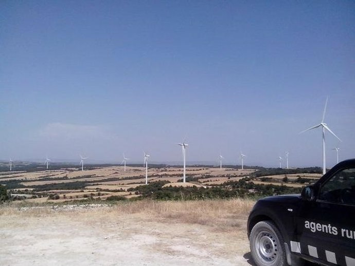 Agentes Rurales vigilando por el alto riesgo de incendio