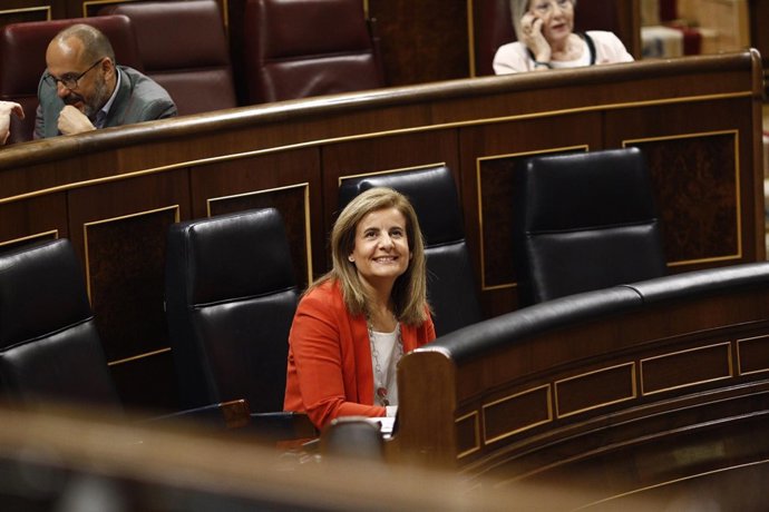 Fátima Báñez en el Congreso